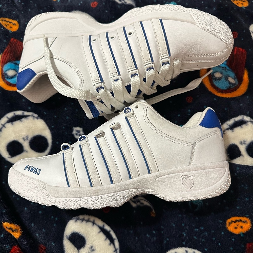 K-Swiss Classic White Sneakers with Navy Stripes - Picture 7 of 13